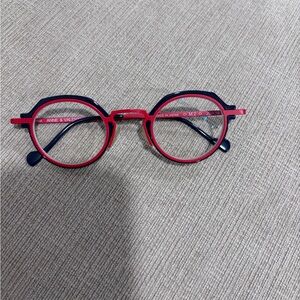 Anne tell Valentin M.2 20A39 Red and Blue Round Glasses GREAT CONDITION